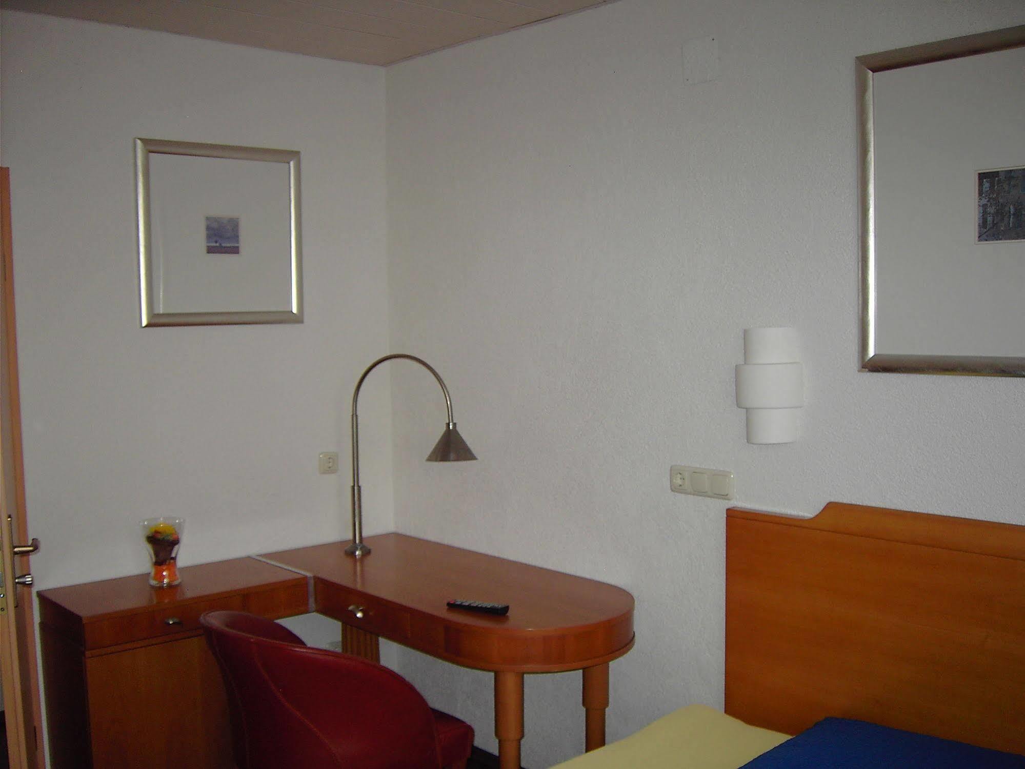 Hessisches Haus Hotel Rossdorf  Exterior foto